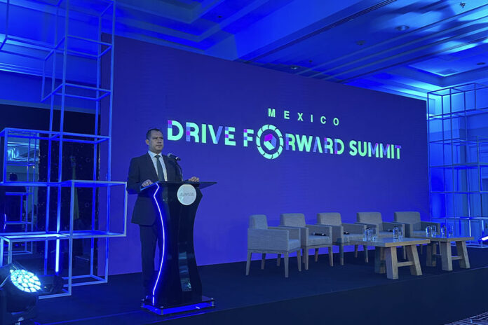 Mexico-Drive-Forward-Summit-impulso-a-la-industria-automotriz-magazzine-del-transprote-w Summit
