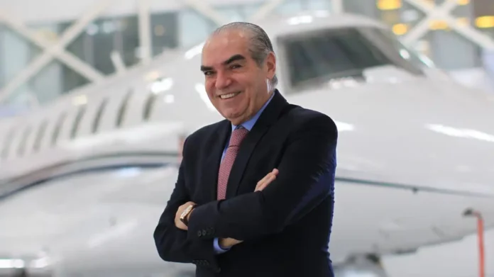 cropped-Michael-Klein-aviao Michael Klein