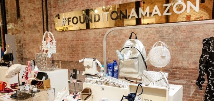 amazon-luxury-fashion-retail Amazon-lujo-retail