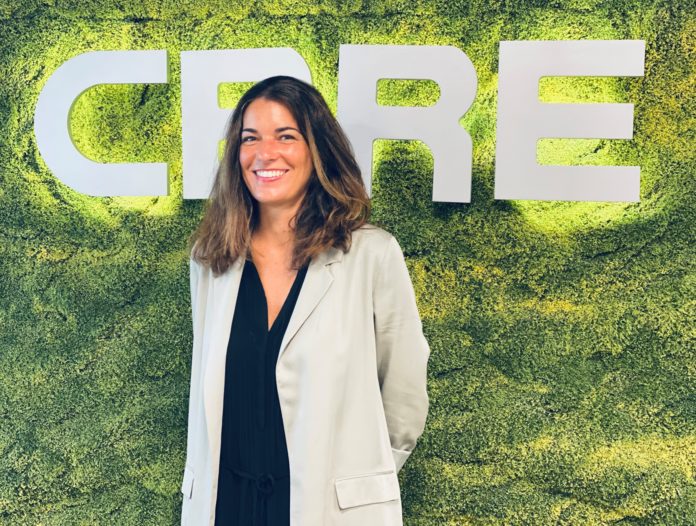 Just Retail - CBRE Just Retail CBRE