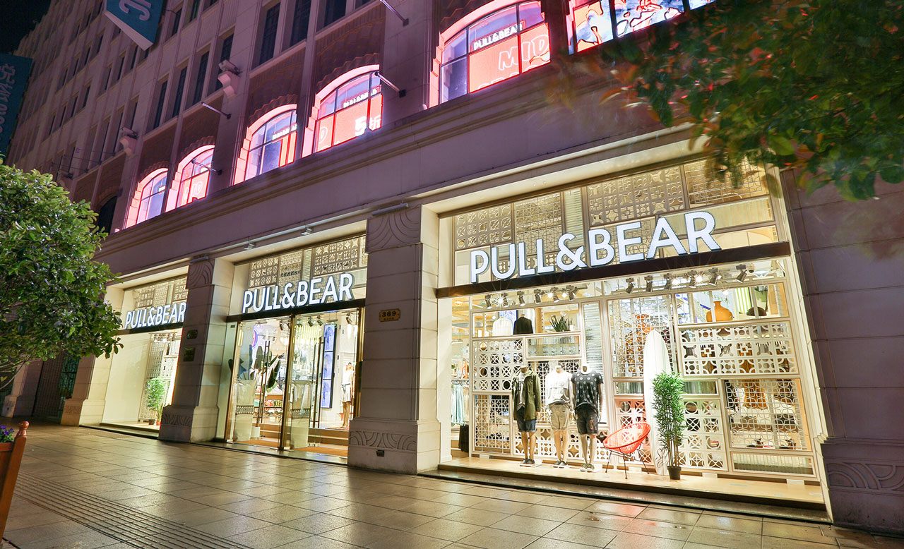 Pull&Bear - retail