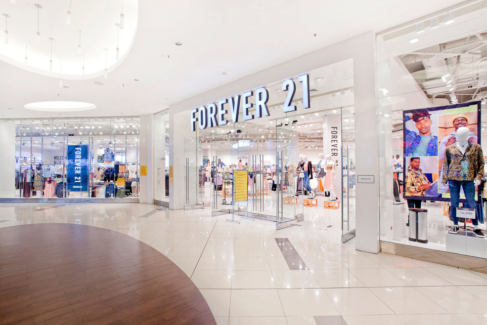 Forever 21 se asocia con AR Holdings para expandirse en América Latina - Just Retail