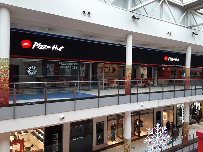 Pizza Hut abre en El Boulevard de Vitoria - Just Retail