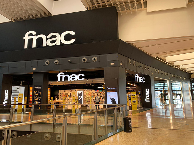 FNAC Murcia en Nueva Condomina cambio de ubicación y nueva imagen - Just Retail