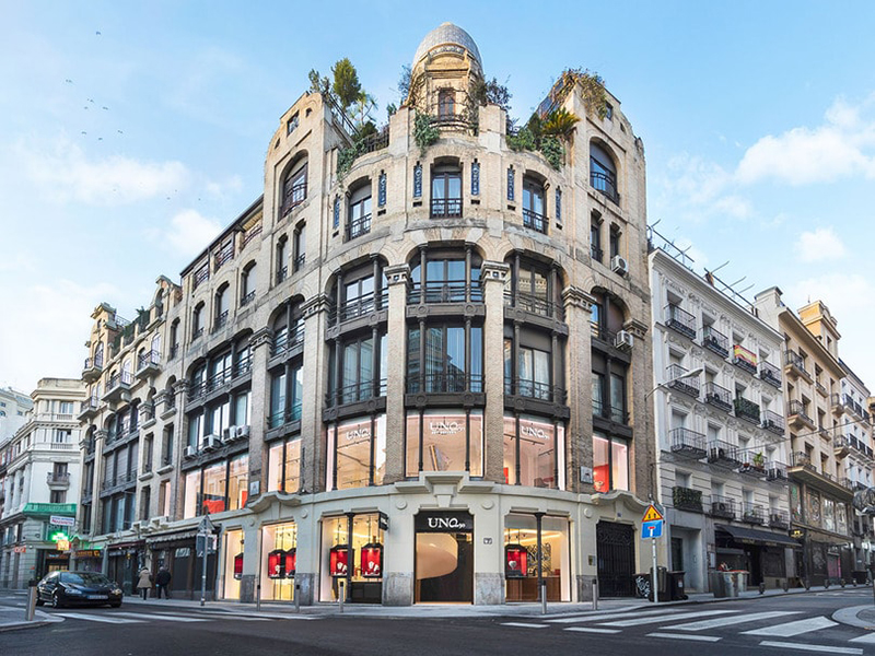 Unode50 abre su primera flagship en Madrid aunando joyería y galería de arte - Just Retail