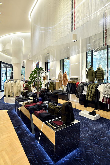 Impresionante flagship Tommy Hilfiger París