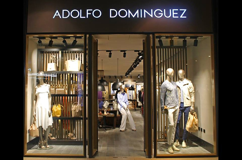 Adolfo Domínguez abrirá 23 tiendas México El Palacio del Hierro noticias retail