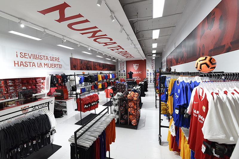 AireSur tienda outlet Sevilla FC noticias retail