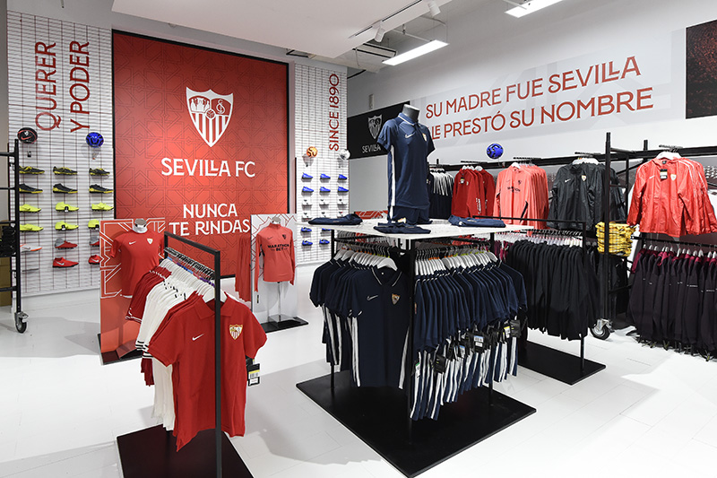 AireSur tienda outlet Sevilla FC noticias retail