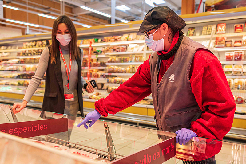 Alcampo contratará 100 personas hipermercado Vialia Vigo noticias retail