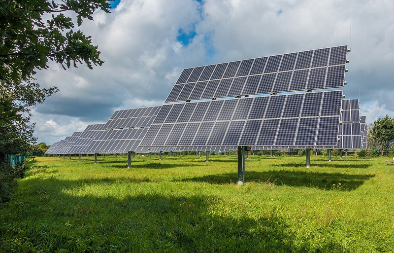 Amazon energía solar España Extremadura Andalucía noticias retail