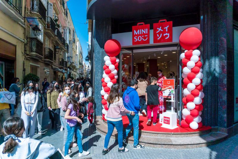 Miniso abre tienda de 200 m2 Cádiz noticias retail