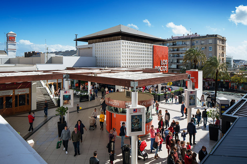 Castellana Properties Flexibleplaces acuerdo Los Arcos alquiler espacios noticias retail