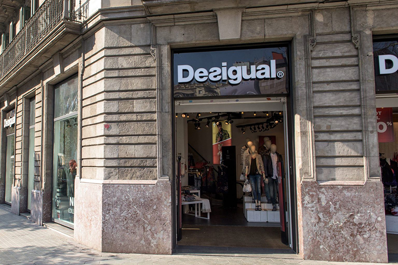 Desigual MishiPay compra selfcheckout móvil tiendas noticias retail