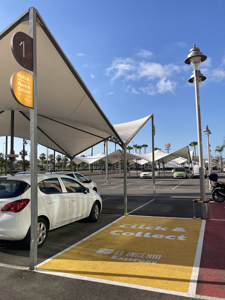 El Ingenio parking plazas click&collect inauguración noticias retail
