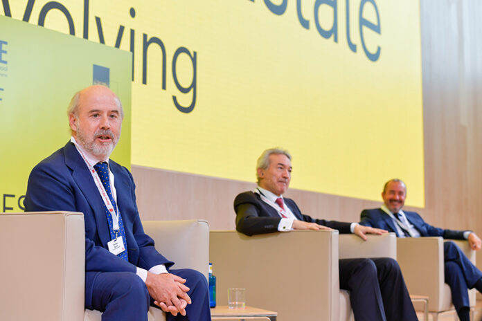 Encuentro inmobiliario Savills Aguirre Newman noticias retail Encuentro inmobiliario Savills Aguirre Newman noticias retail