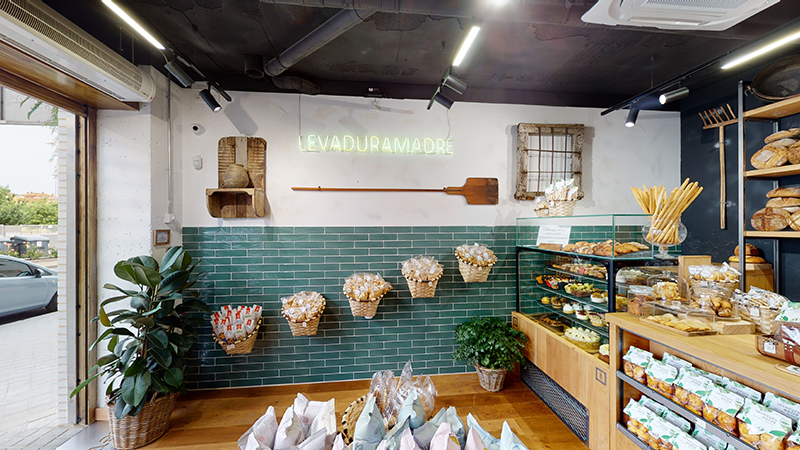 Glovo Levaduramadre delivery panadería artesanal Madrid noticias retail