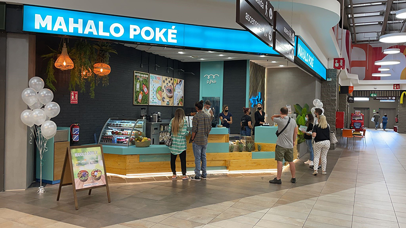 Mahalo Poké aperturas restauración noticias retail