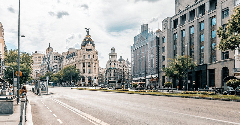 Uber campaña Madrid apoyo hostelería verano noticias retail