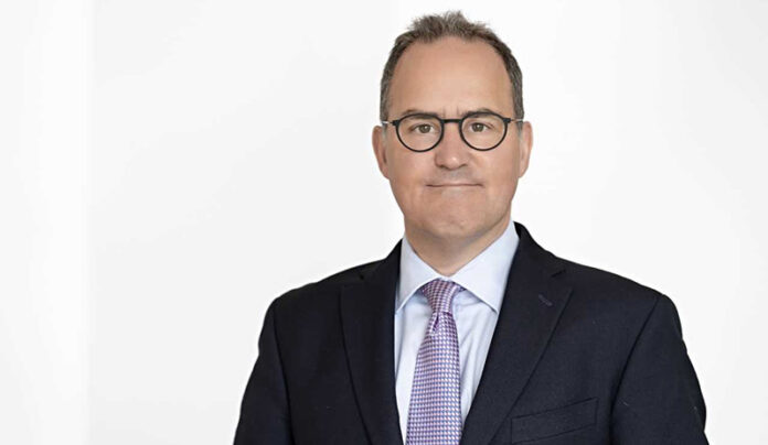 Nuveen Peter Hansell nombramiento deuda noticias retail Nuveen Peter Hansell nombramiento deuda noticias retail
