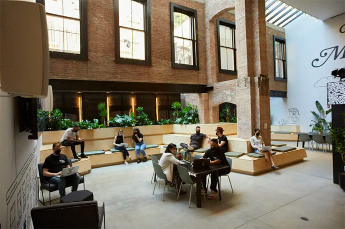 Shopify hub emprendimiento Nueva York noticias retail Shopify hub emprendimiento Nueva York noticias retail