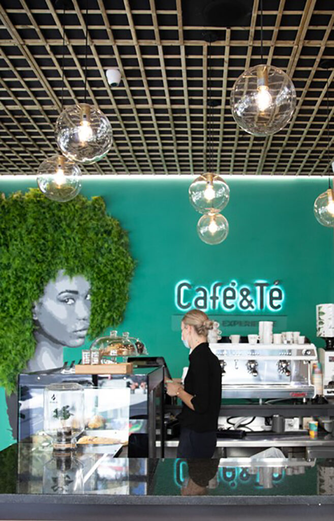 Café&Té Plaza de los Cubos Madrid imagen renovada restauración noticias retail