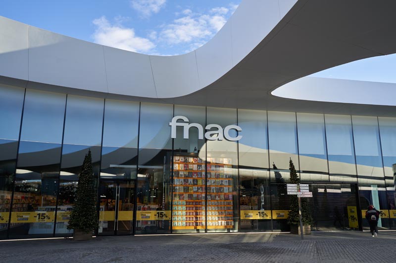 Fnac Oasiz Madrid Torrejón apertura inauguración El Chojin