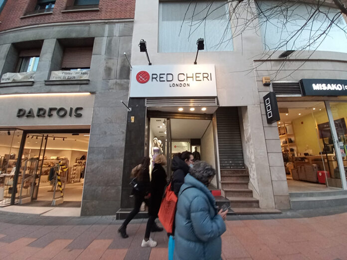 Red Cheri Rose Capital Red Cheri Rose Capital