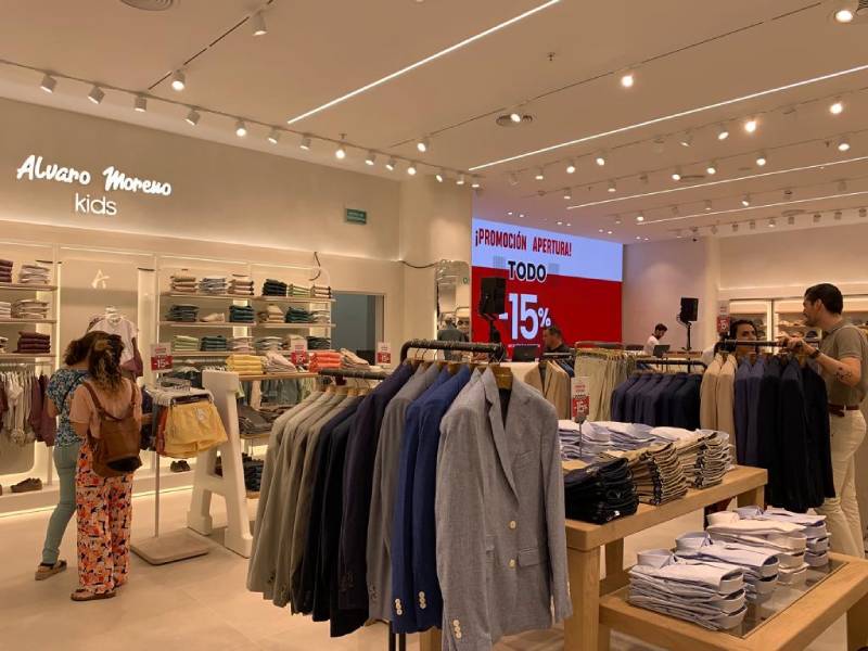 La firma Álvaro Moreno abre en Los - Noticias y Actualidad Retail