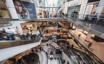 La afluencia a los centros comerciales en España creció un 2,5 % interanual en julio Sensormatic Solutions afluencia agosto