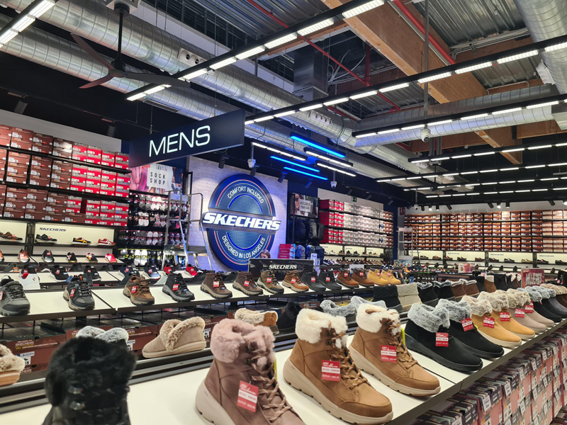 Luz Shopping Skechers