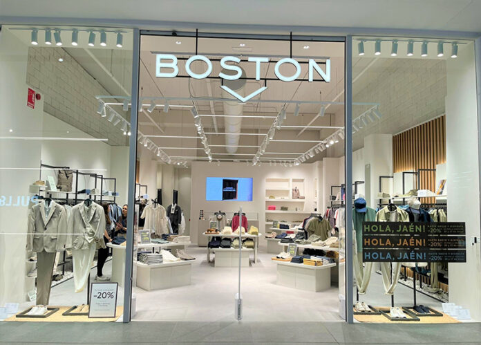Apertura Tienda Boston - Jaen (2) Boston apertura Jaén