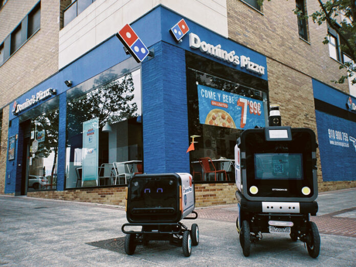 Dominos robots 2 Domino's Pizza robots