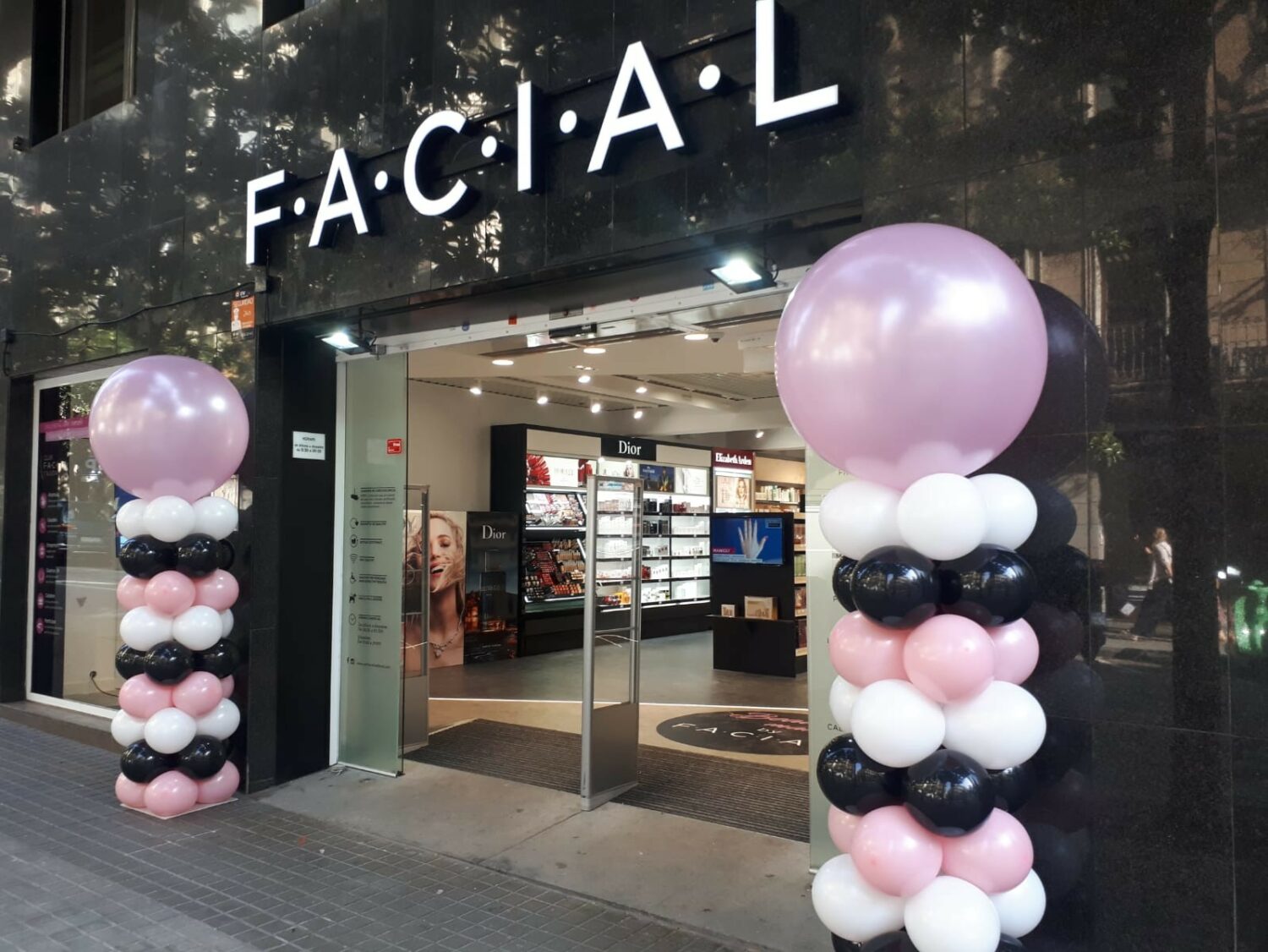 Facial