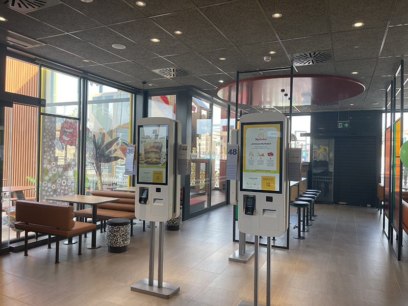 McDonalds El Esparragal apertura