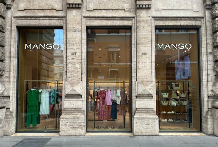 Mango-Roma-Alberto-Sordi-2