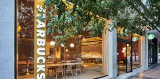 Starbucks roza las 60 tiendas en Madrid con su nuevo espacio en la calle Goya