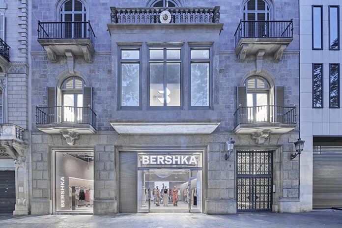 2024_07_31_BERSHKA_bcn_00770 Bershka Barcelona