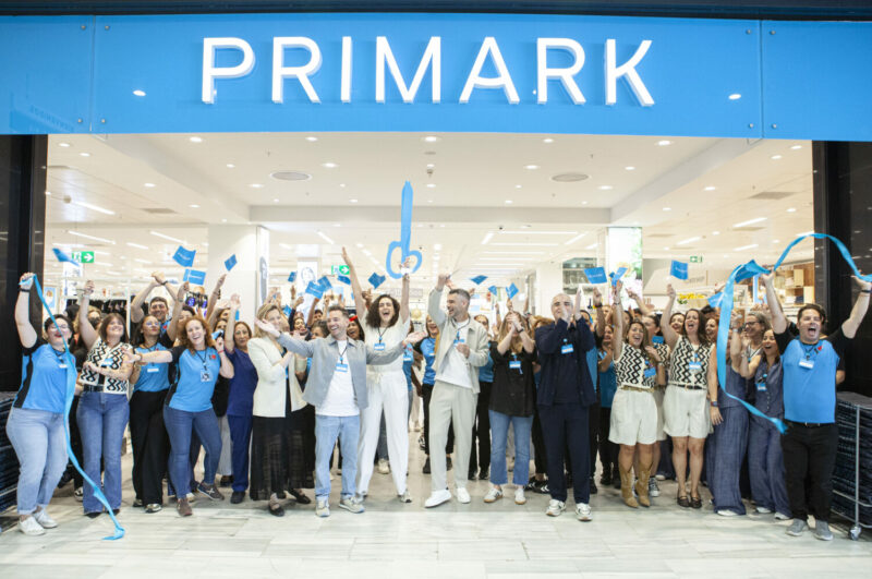 Primark reabre con nueva imagen en el centro comercial canario El ...