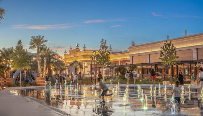Chapman Gran Plaza 1