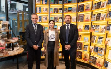 La presidenta de la Comunidad de Madrid, Isabel Díaz Ayuso, inaugura la nueva Fnac Callao