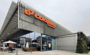 Consum abre una nueva tienda en el Mercado de Olot