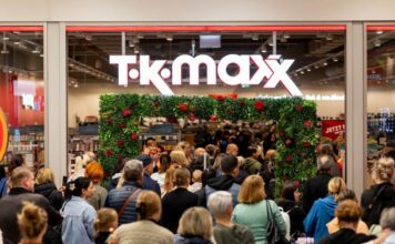 TK Maxx abre en Barcelona su primera tienda en España