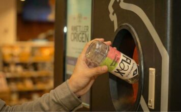 Grup Ametller Origen instala una máquina de recogida de envases reutilizables