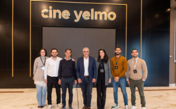 El concejal del distrito de Carabanchel visita el renovado Cine Yelmo Islazul Cine Yelmo Islazul