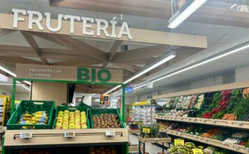 Alimerka reabre dos supermercados, en Oviedo y Vegadeo, tras una reforma integral