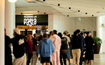 Muerde la Pasta aterriza en el archipiélago canario