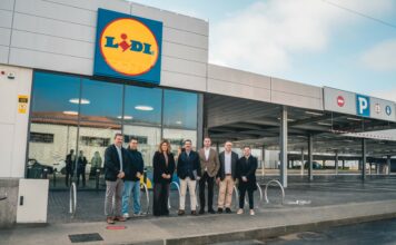 Lidl suma 40 tiendas en Galicia con su nueva apertura en Narón