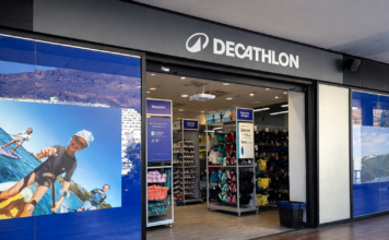 Decathlon impulsa su estrategia estacional con nuevas pop-up en Canarias y Baleares