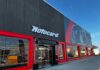 Motocard abre su nueva tienda en el centro comercial Ribera del Xúquer Motocard